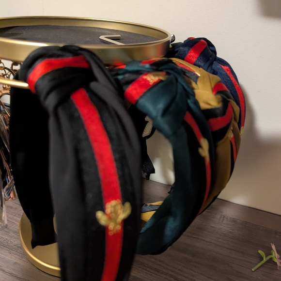 Fashion Headband (Choose 1: Black, Navy, Gold, Or Green) - Picture 4 of 8